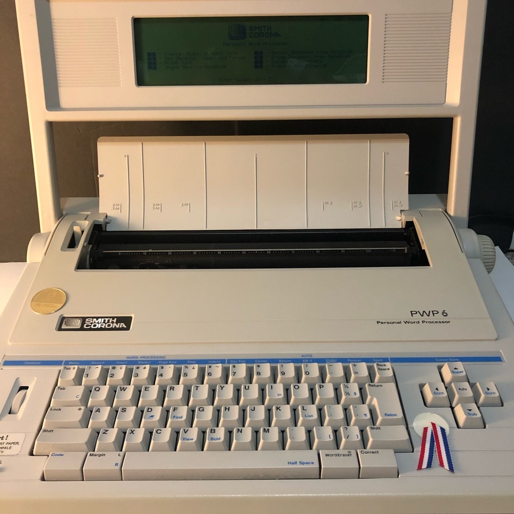 Vintage Smith Corona Portable Personal Word Processor PWP 6 BL Made in the USA.